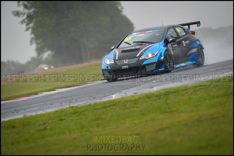 TCR UK, Croft Circuit motorsport photography uk