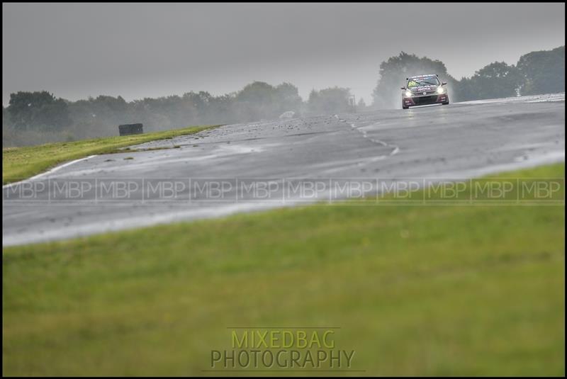 TCR UK, Croft Circuit motorsport photography uk