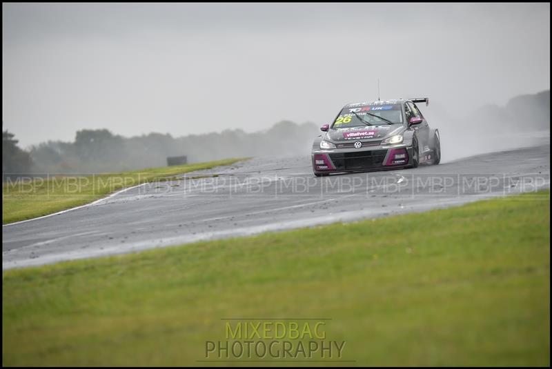 TCR UK, Croft Circuit motorsport photography uk