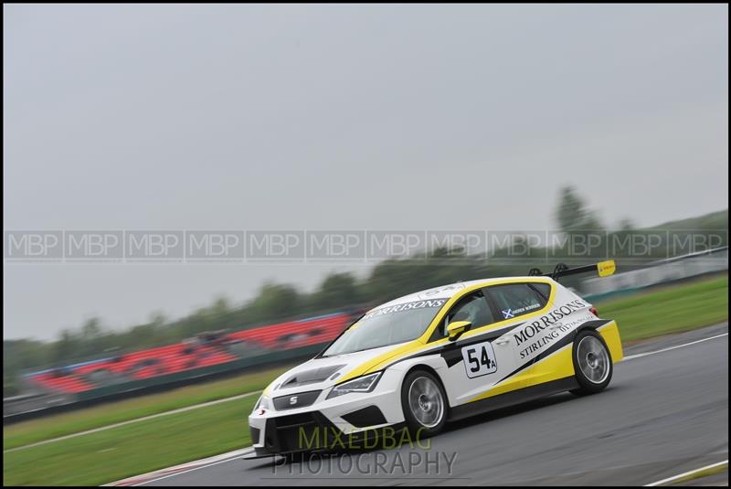 TCR UK, Croft Circuit motorsport photography uk