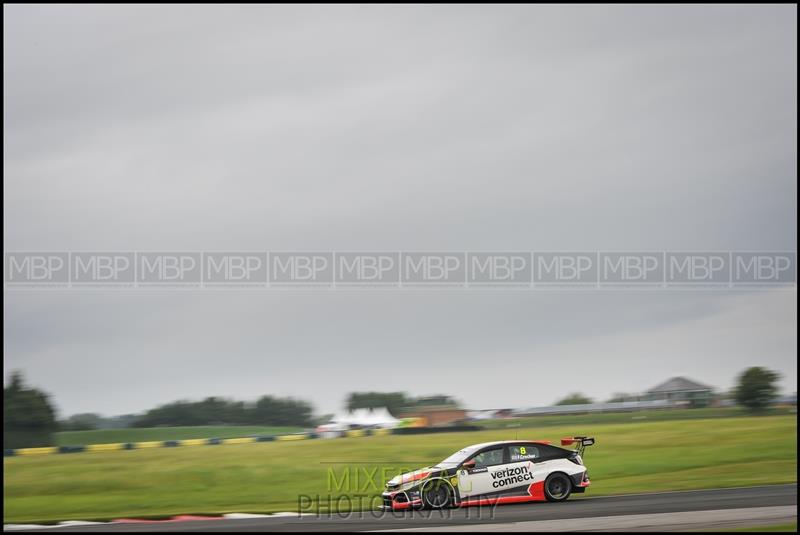 TCR UK, Croft Circuit motorsport photography uk