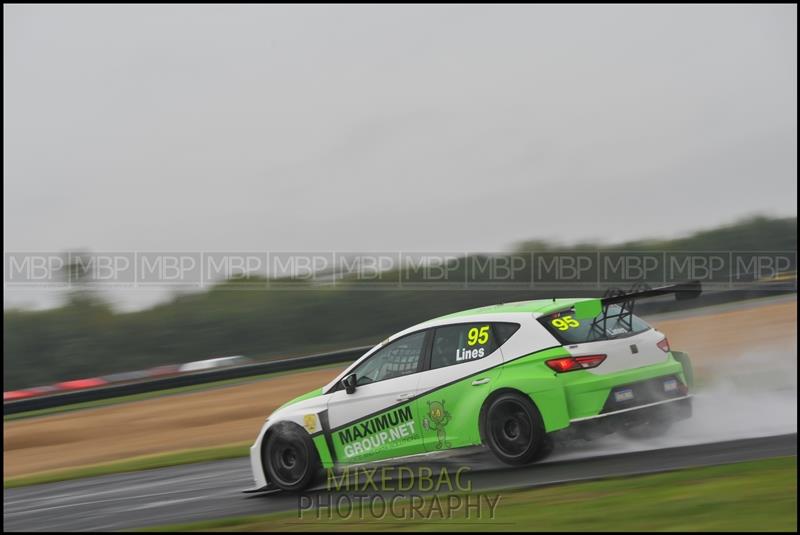 TCR UK, Croft Circuit motorsport photography uk