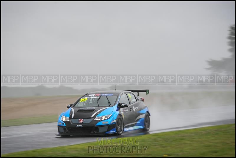 TCR UK, Croft Circuit motorsport photography uk