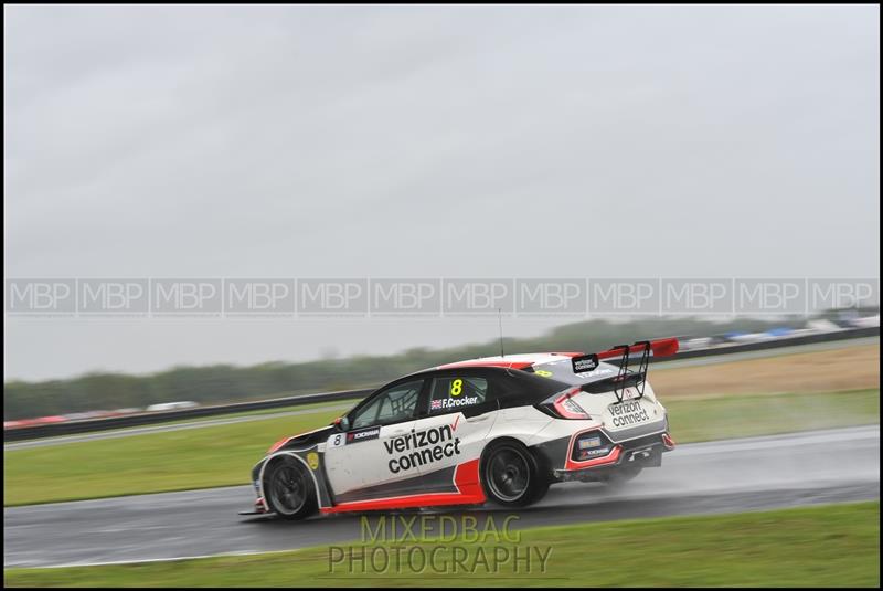 TCR UK, Croft Circuit motorsport photography uk