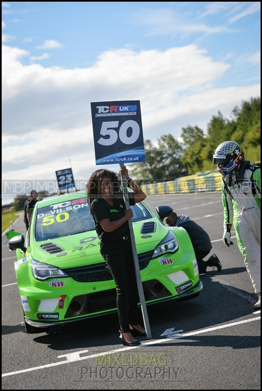 TCR UK, Croft Circuit motorsport photography uk