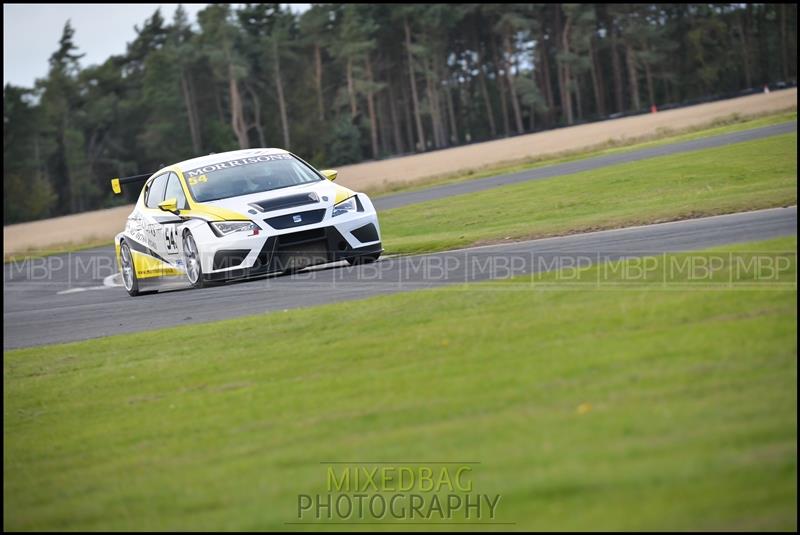 TCR UK, Croft Circuit motorsport photography uk