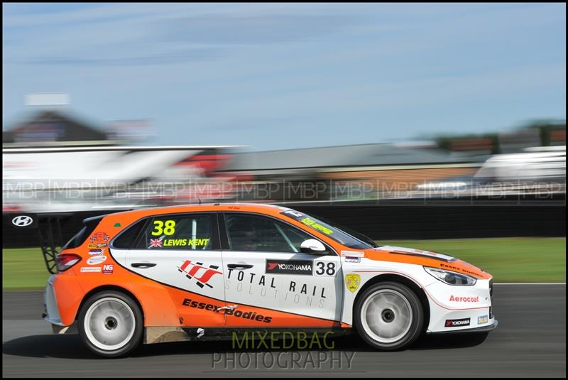 TCR UK, Croft Circuit motorsport photography uk