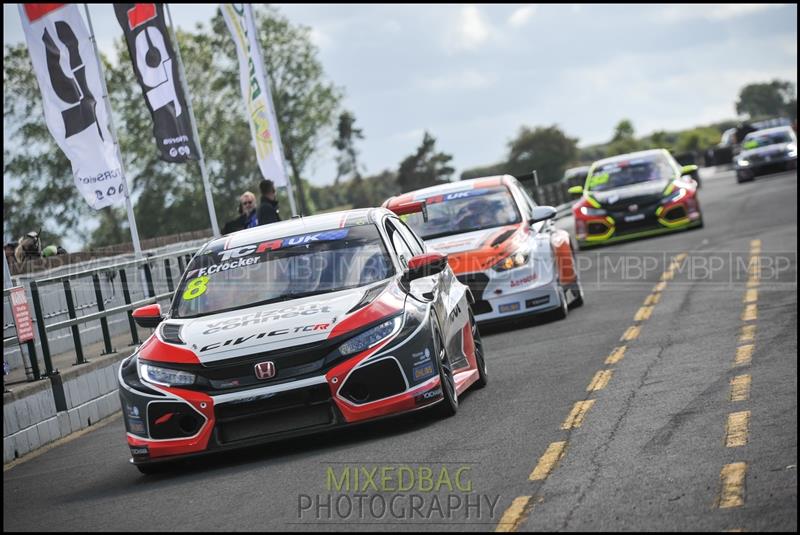 TCR UK, Croft Circuit motorsport photography uk