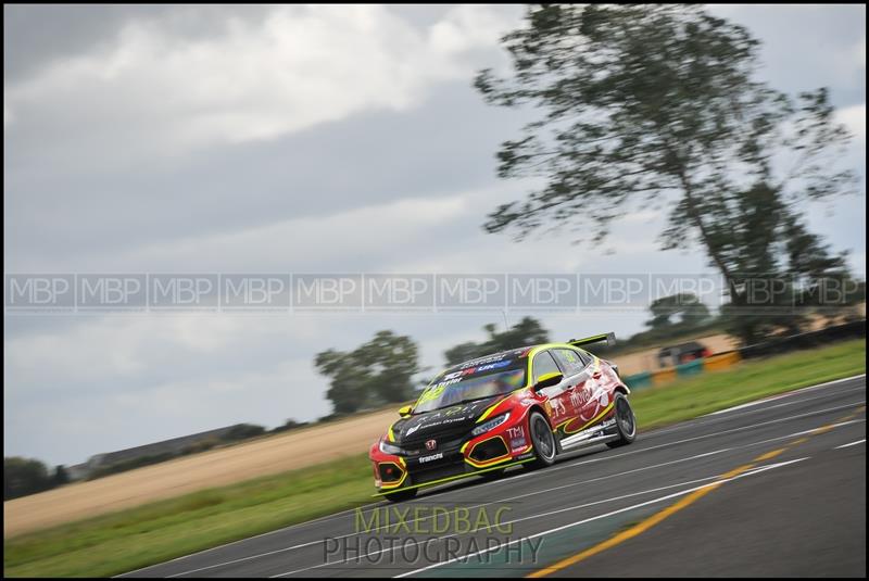 TCR UK, Croft Circuit motorsport photography uk