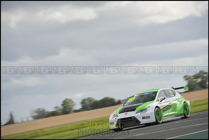 TCR UK, Croft Circuit motorsport photography uk