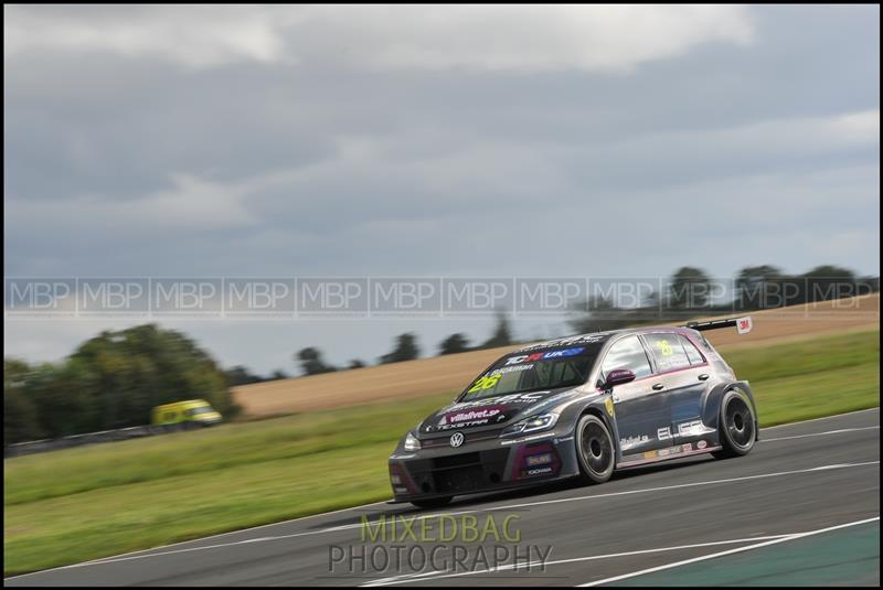 TCR UK, Croft Circuit motorsport photography uk