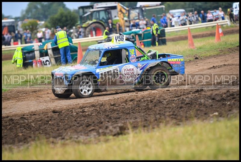 Triple Crown Challenge R2, YD Autograss motorsport photography uk