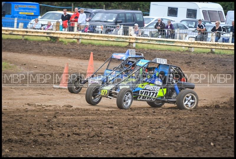 Triple Crown Challenge R2, YD Autograss motorsport photography uk